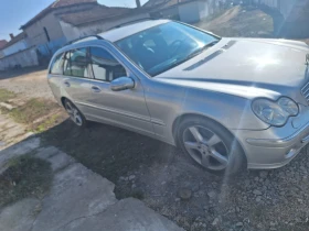 Обява за продажба на Mercedes-Benz 220 ~5 800 лв. - изображение 1 | Auto.bg Обява за продажба на Mercedes-Benz 220 ~5 800 лв. - изображение 1