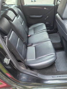 Mercedes-Benz 180, снимка 7 — Bazar.bg Mercedes-Benz 180, снимка 7