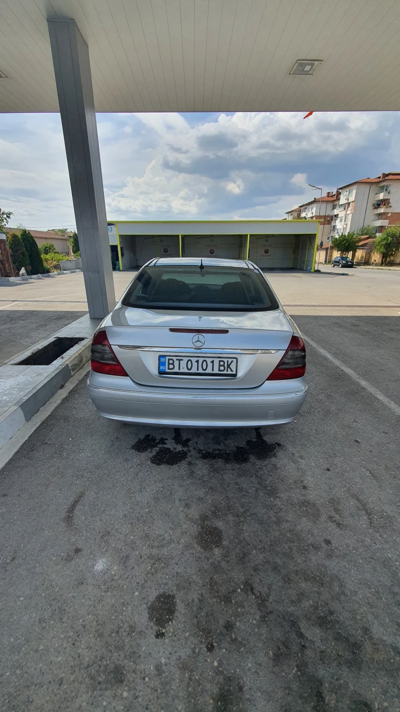 Mercedes-Benz E 320 Avantgarde, снимка 5 - Автомобили и джипове - 47029887