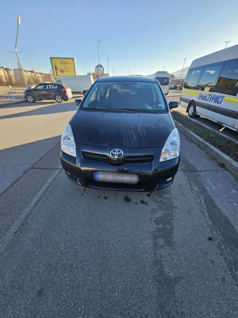 Toyota Corolla verso 1.8, снимка 1 - Автомобили и джипове - 48618085