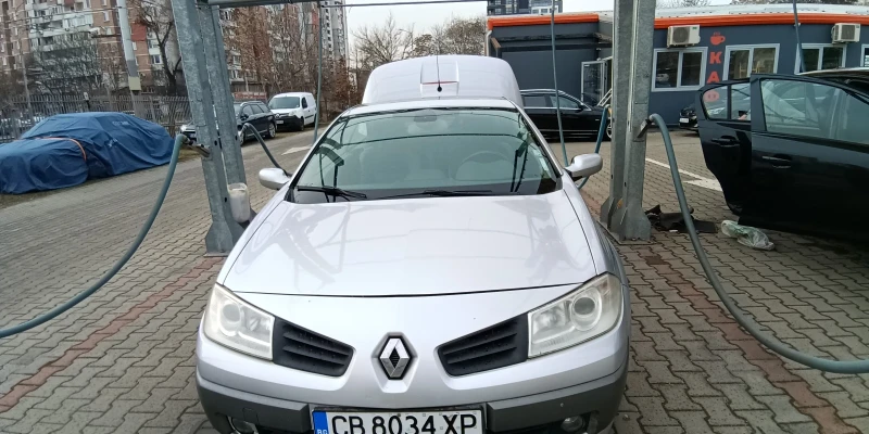 Renault Megane, снимка 1 - Автомобили и джипове - 48840993