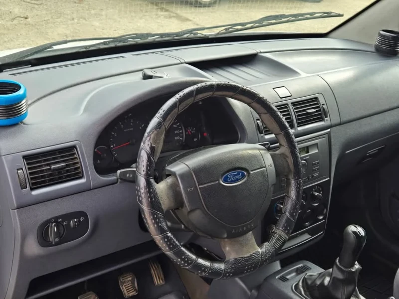 Ford Connect, снимка 13 - Автомобили и джипове - 49263654