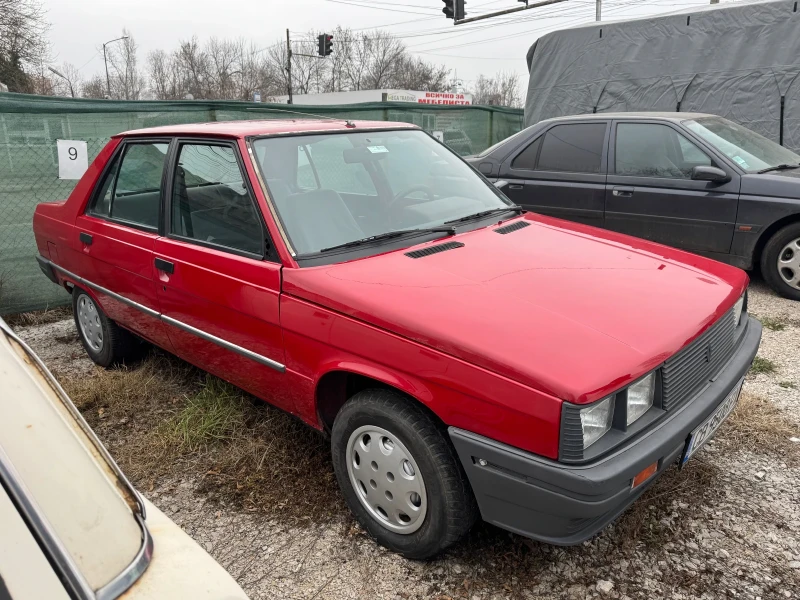 Renault 9 Два броя, снимка 1 - Автомобили и джипове - 49338197