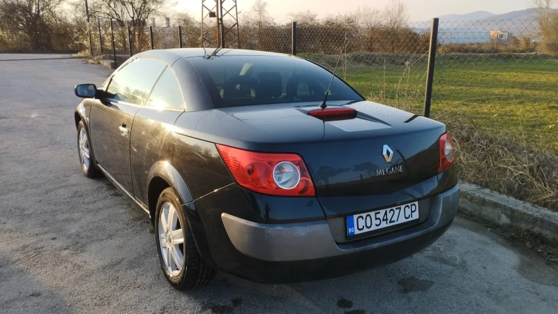 Renault Megane 1.6i , снимка 3 - Автомобили и джипове - 52500793