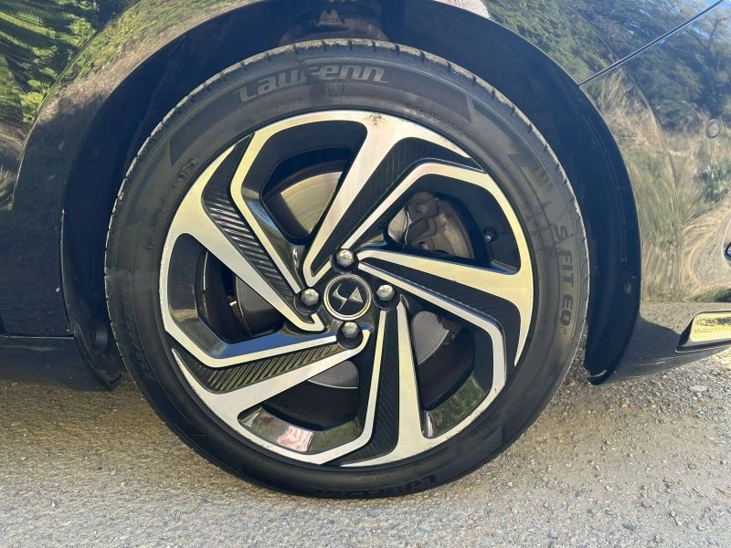 DS DS 5, снимка 15 - Автомобили и джипове - 51816249