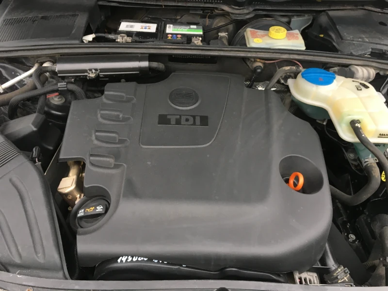 Seat Exeo 2.0TDI 143k.c.ST, снимка 8 - Автомобили и джипове - 52065901