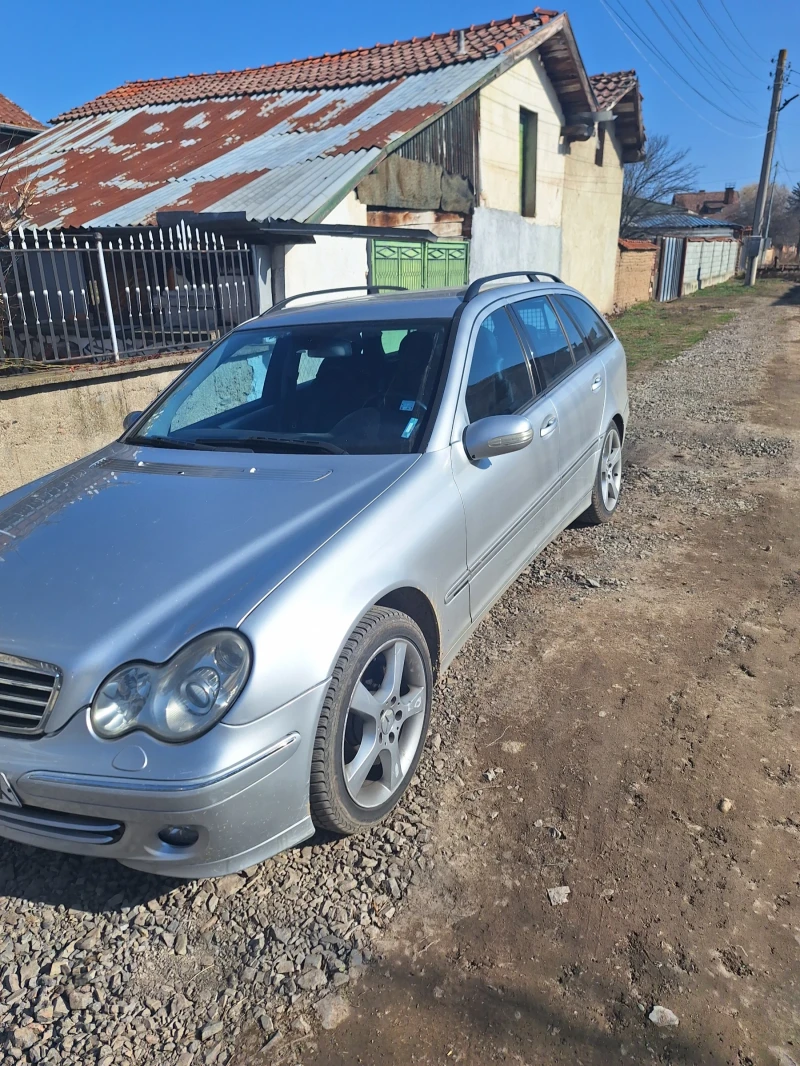 Mercedes-Benz 220, снимка 3 - Автомобили и джипове - 52179451