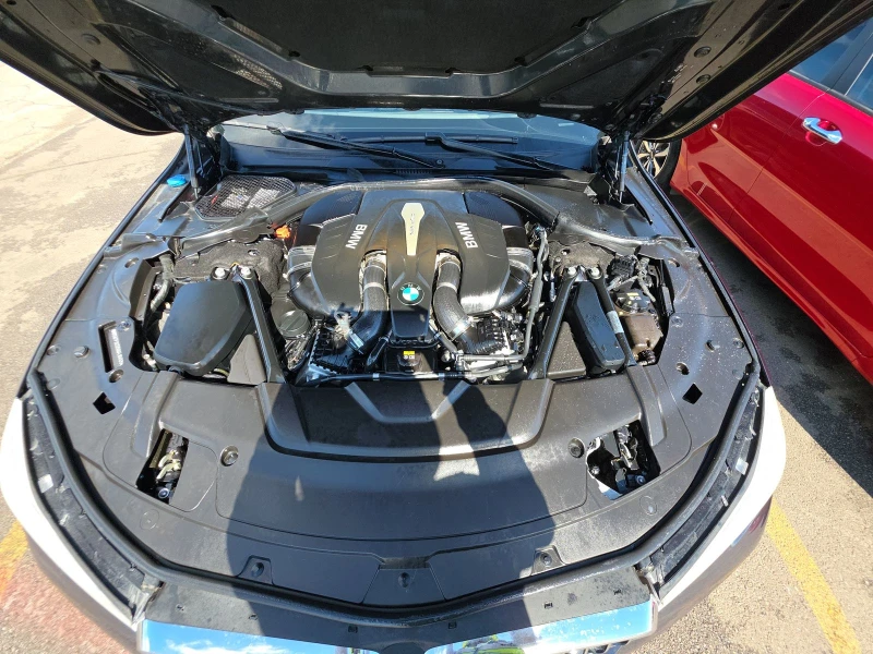 BMW 750 INDIVIDUAL* BOWERS&WILKINS* M PACK* , снимка 14 - Автомобили и джипове - 52337552