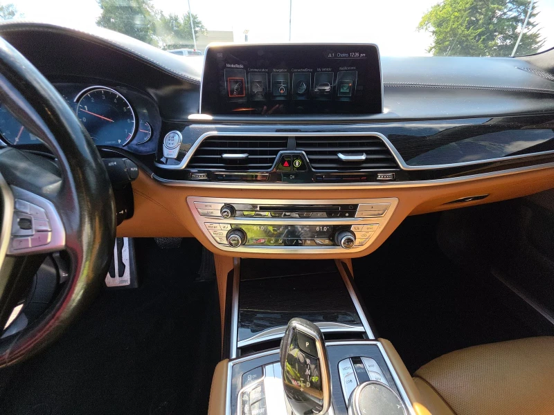 BMW 750 INDIVIDUAL* BOWERS&WILKINS* M PACK* , снимка 9 - Автомобили и джипове - 52337552