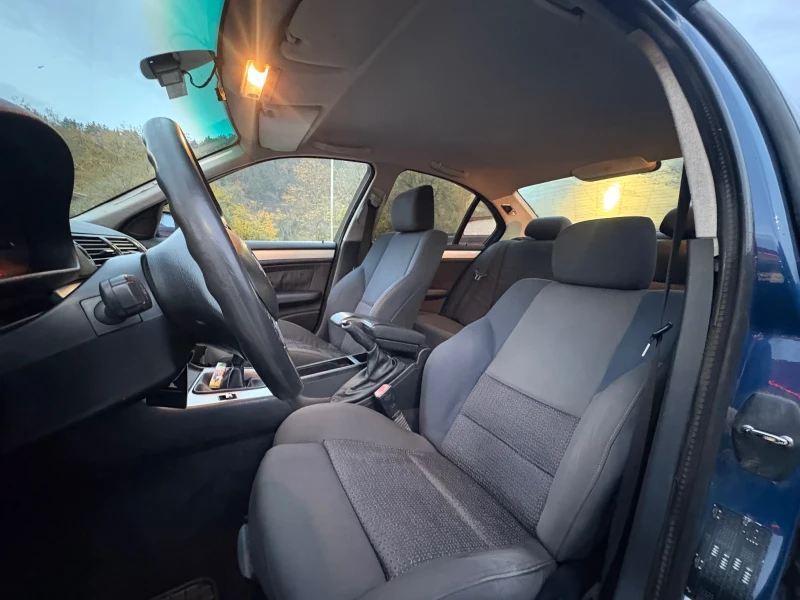 BMW 318, снимка 7 - Автомобили и джипове - 52610381