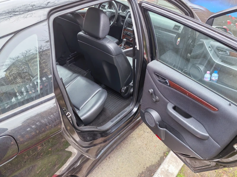 Mercedes-Benz 180, снимка 8 - Автомобили и джипове - 52771452