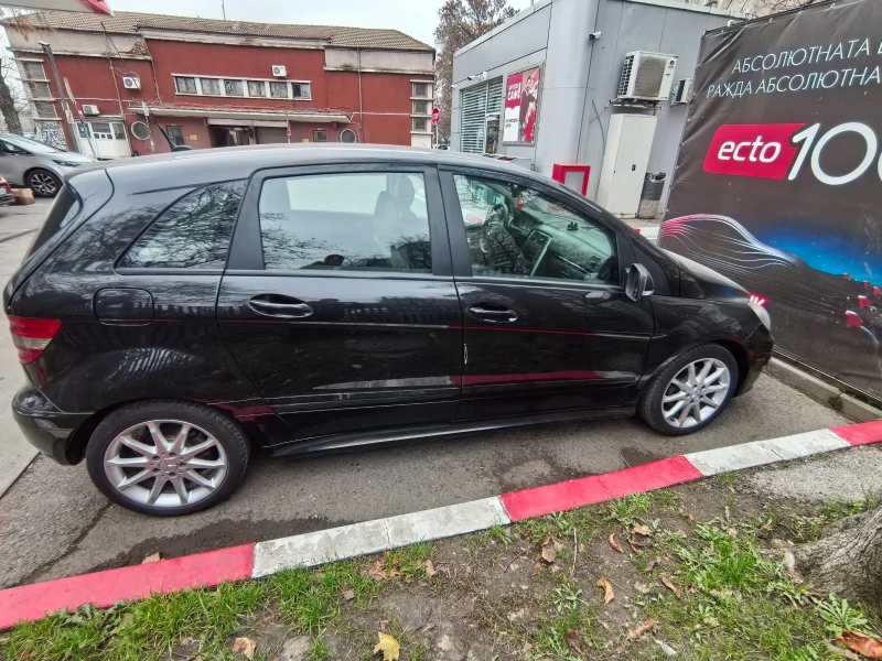 Mercedes-Benz 180, снимка 3 - Автомобили и джипове - 52771452