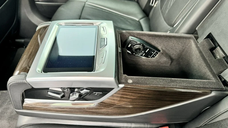 BMW 730 BMW 730d Xdrive , снимка 11 - Автомобили и джипове - 53061456