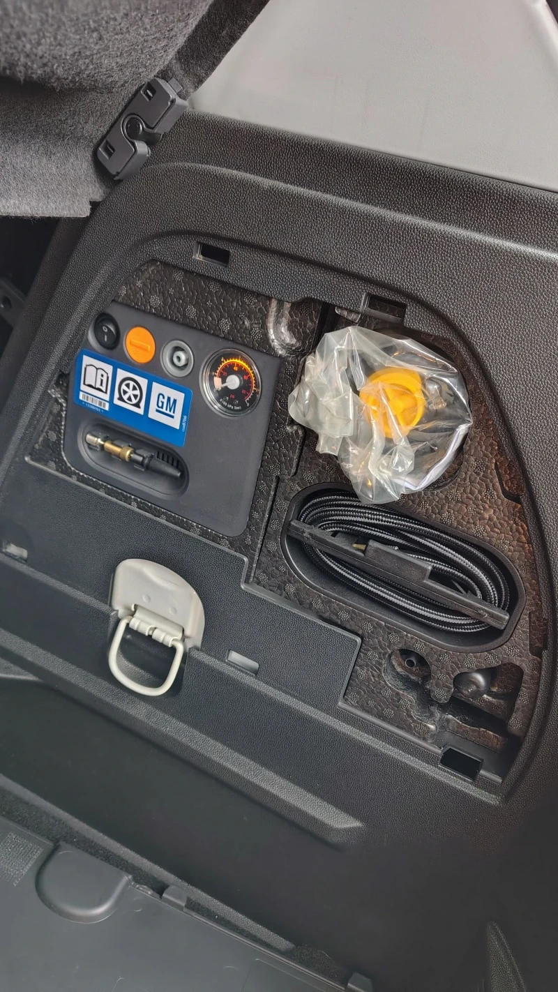 Opel Corsa Е бензин/газ, снимка 11 - Автомобили и джипове - 53122425