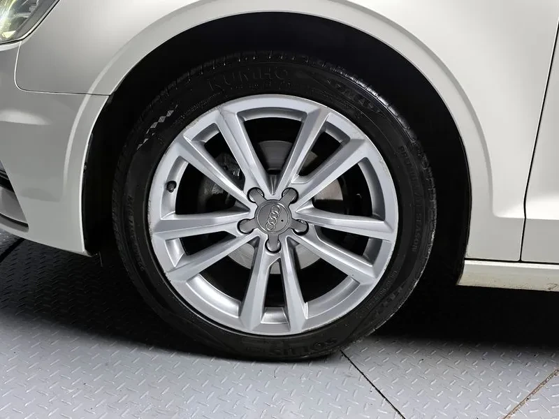 Audi A3 2.0 TDI, снимка 5 - Автомобили и джипове - 54971513