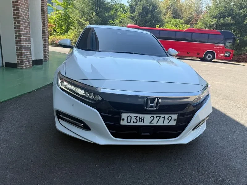 Honda Accord 10Th Generation 2.0 Hybrid Touring | Mobile.bg � ����������� 5