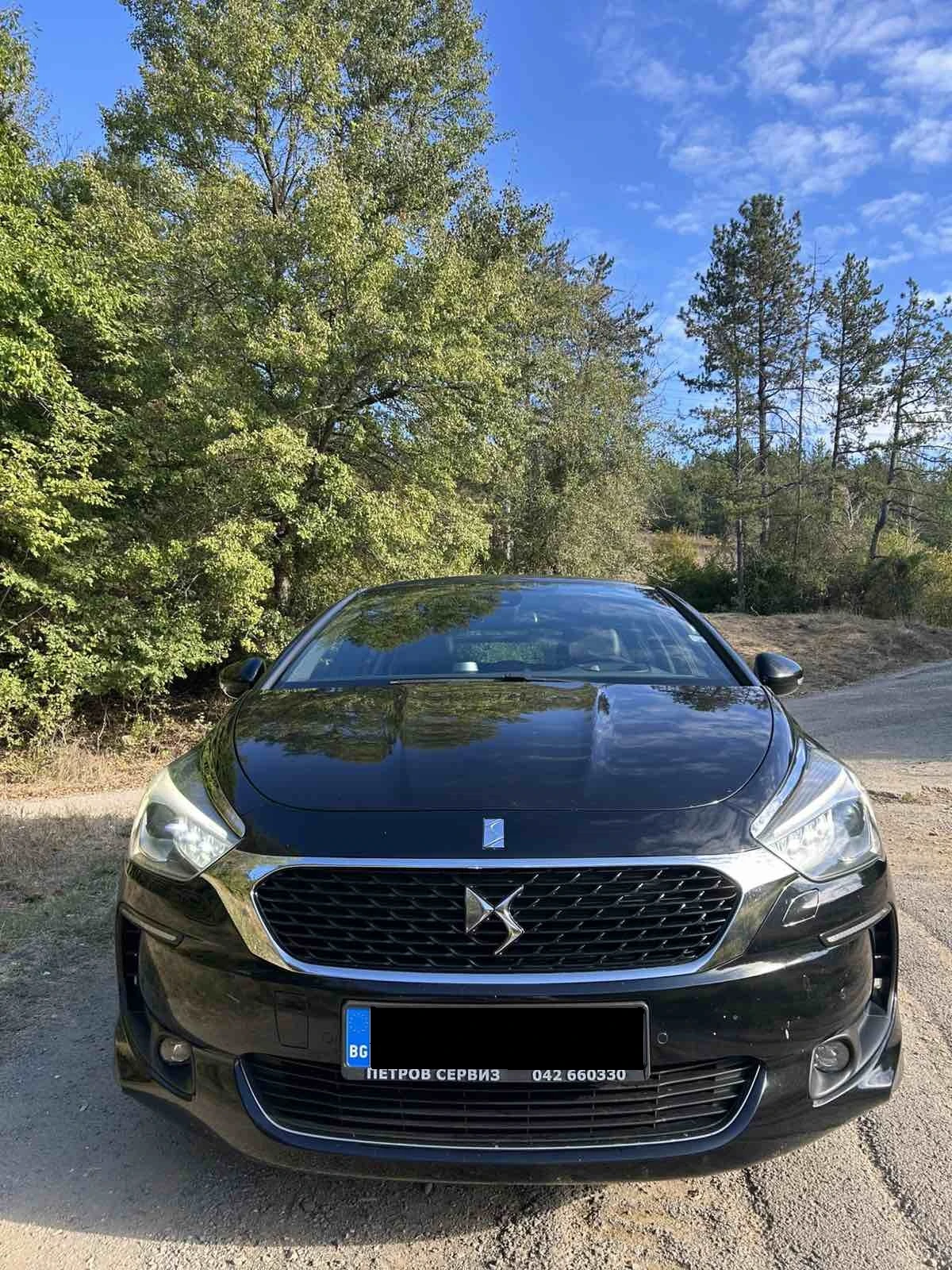 DS DS 5, снимка 1