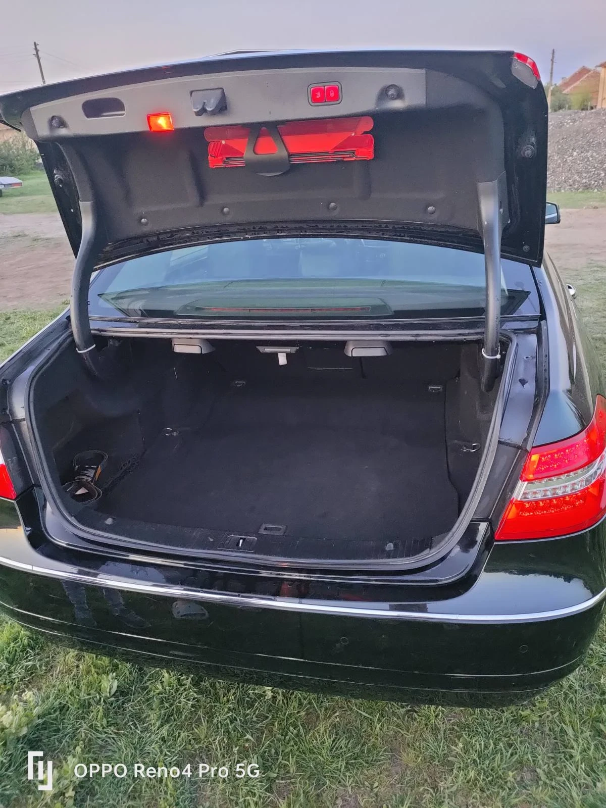 Mercedes-Benz E 250 W212  E 250  4 MATIC - изображение 6