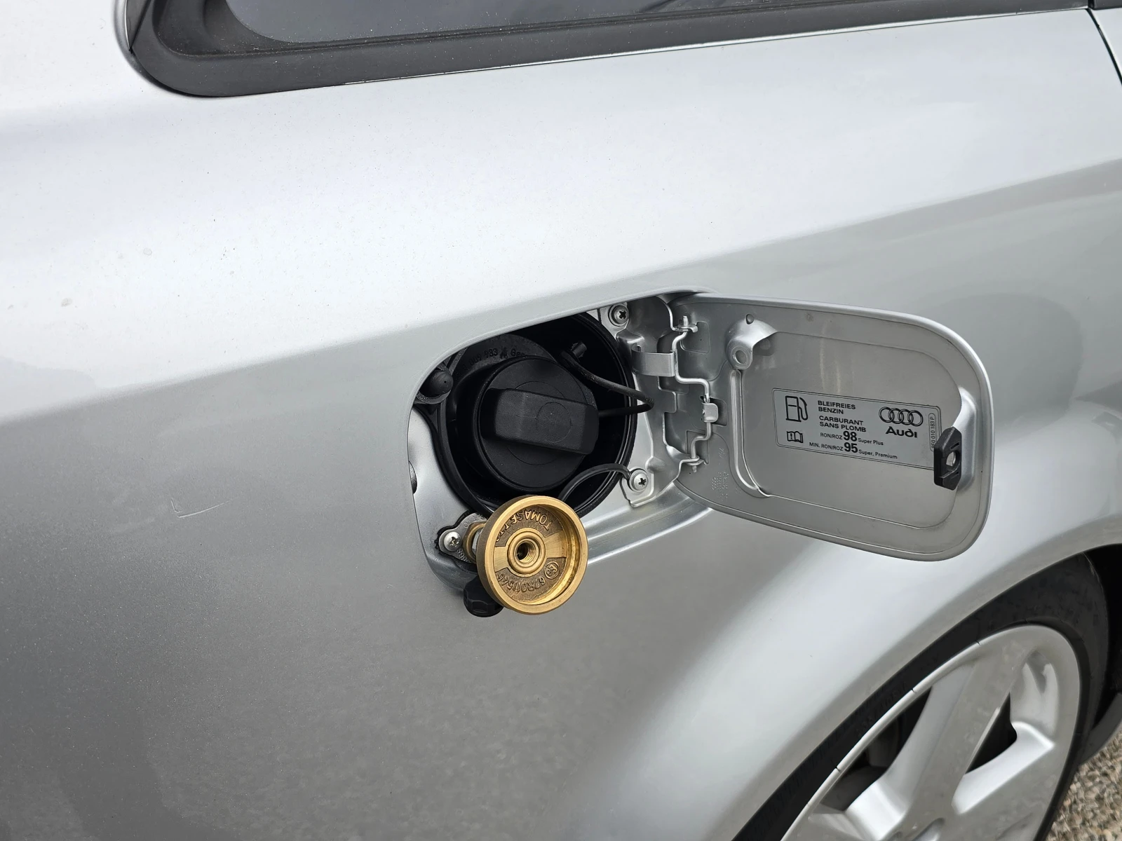 Audi A4 S-line/1.8i-Turbo/Газ/Автоматик/Лизинг - изображение 6