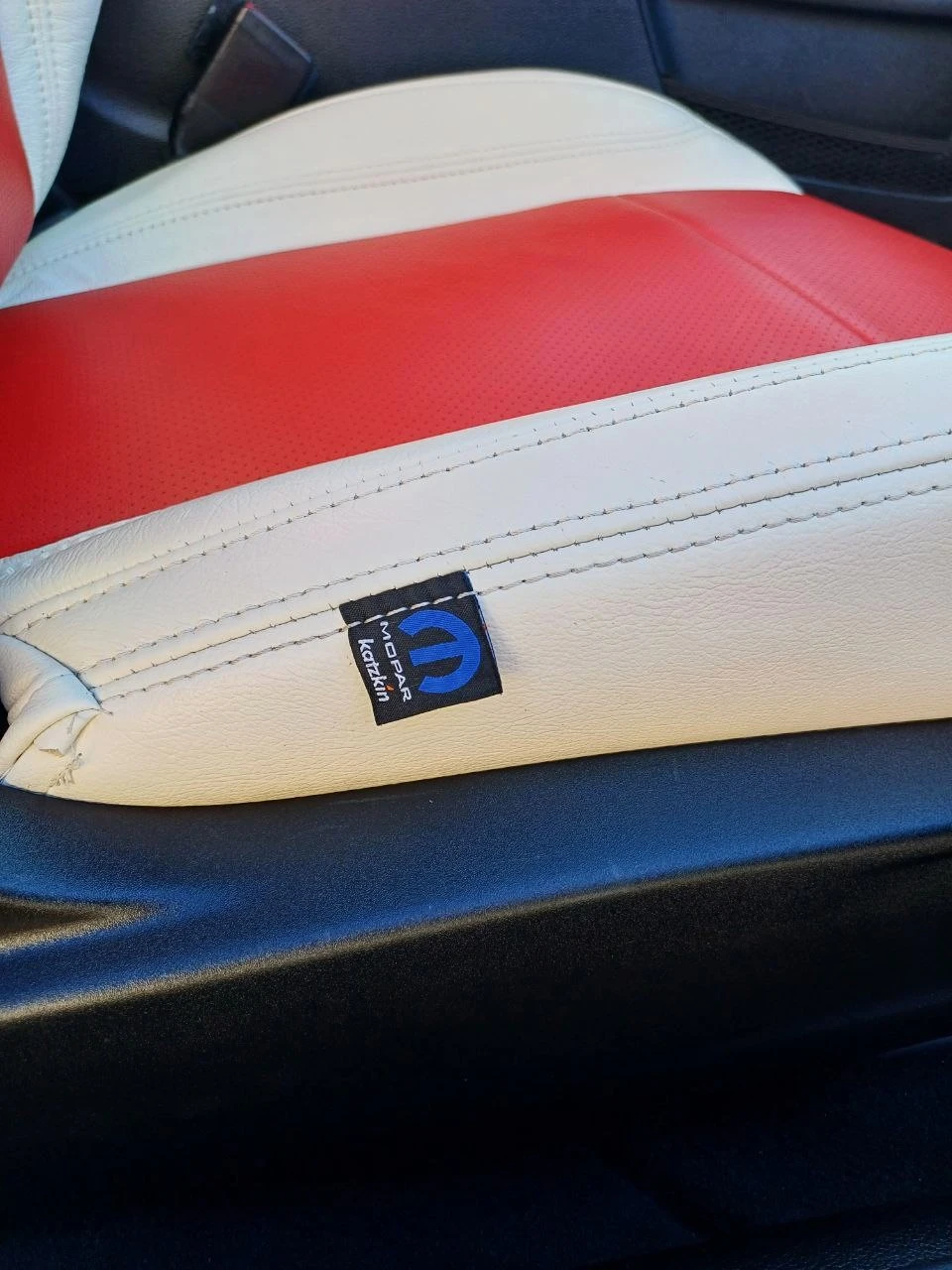 Dodge Challenger R/T 5.7 HEMI | Mobile.bg   12