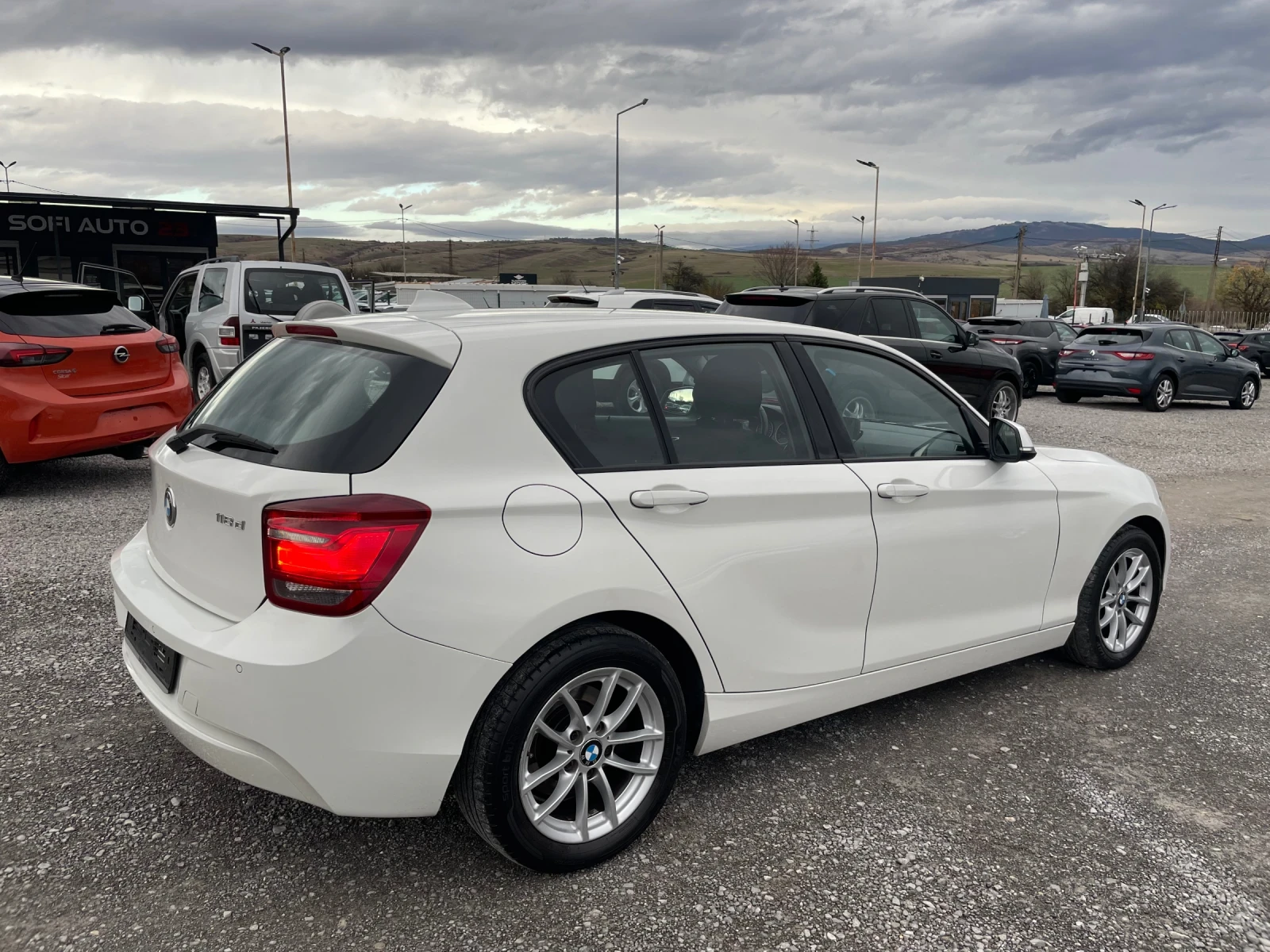 BMW 118 D AUTOMATIC ZF8 BI-XENON 143КС - изображение 7