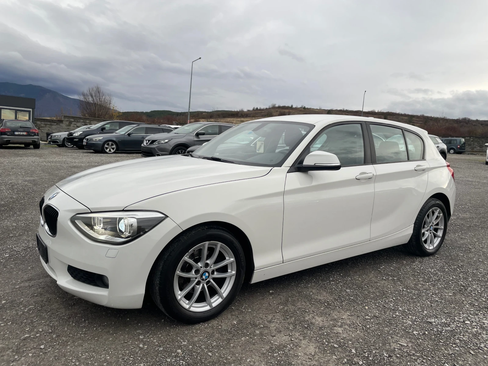 BMW 118 D AUTOMATIC ZF8 BI-XENON 143КС - изображение 2