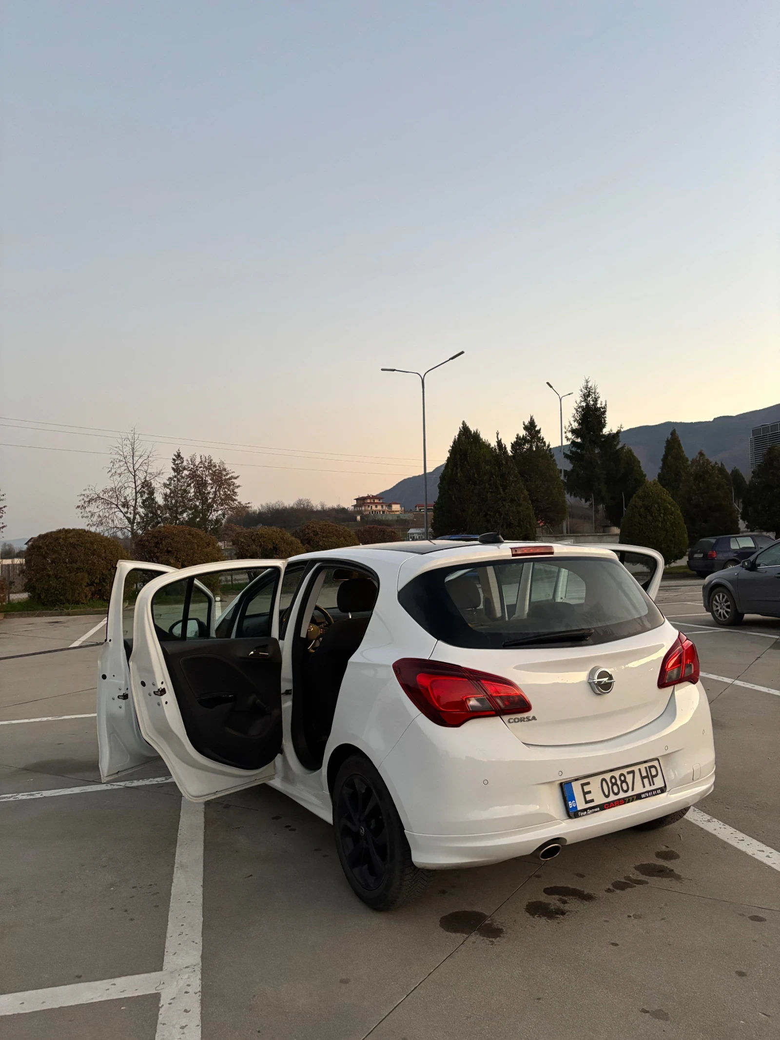 Opel Corsa E 1.4 turbo benzin OPC line - изображение 6