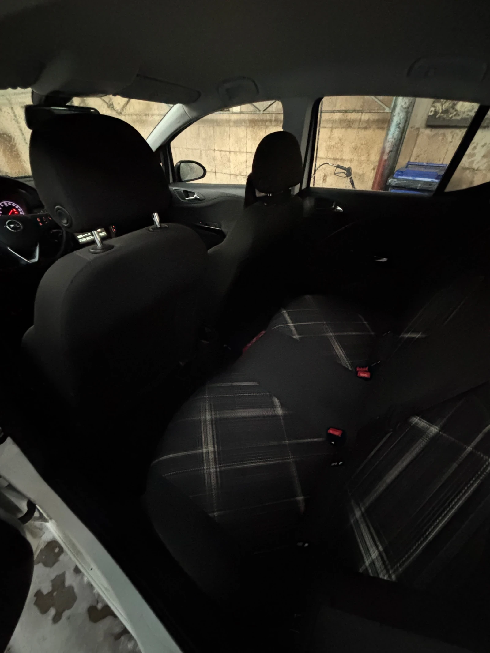 Opel Corsa E 1.4 turbo benzin OPC line - изображение 8