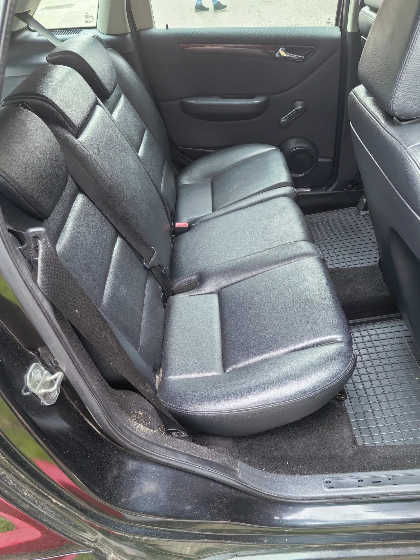 Mercedes-Benz 180  - изображение 7