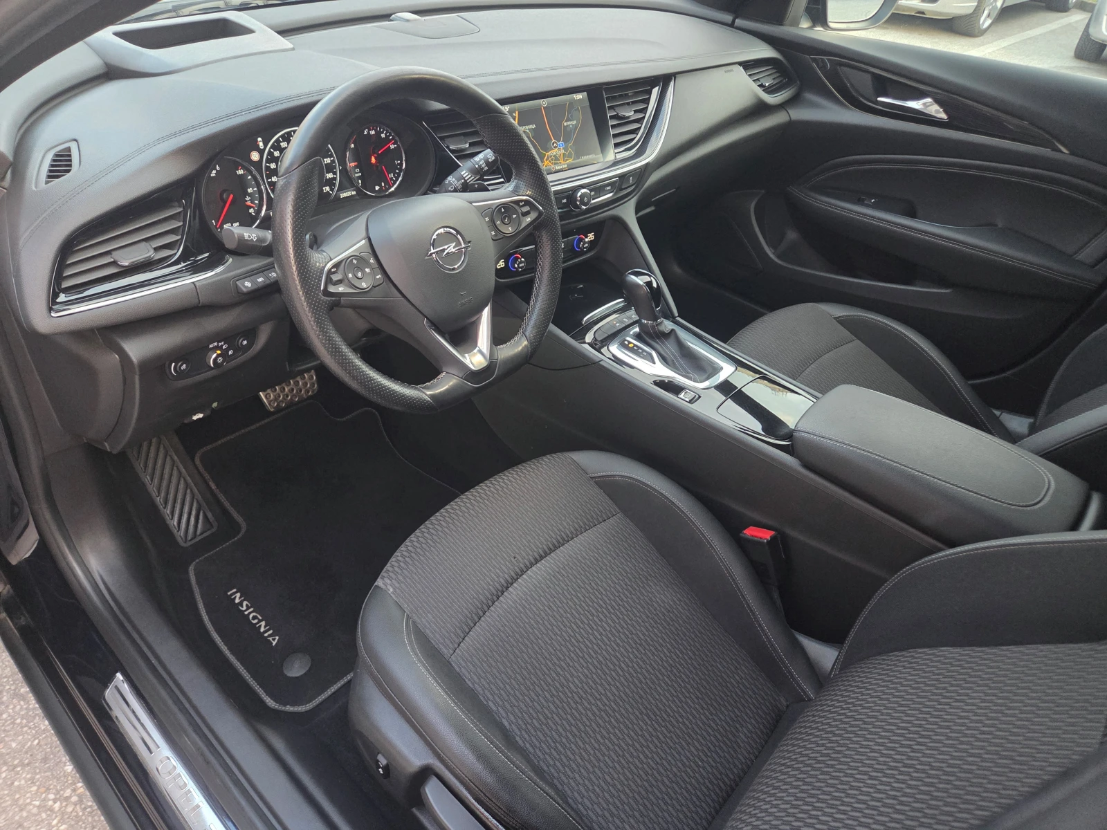 Opel Insignia 2.0d (170 Hp) AT/Navi/Камера/HEAD-UP/Keyless - изображение 9