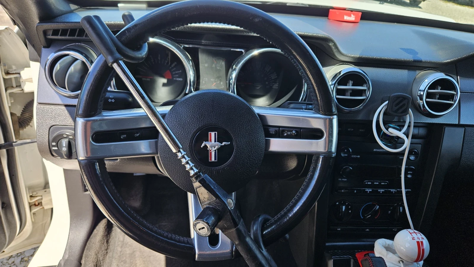 Ford Mustang V-8 4.6L S197 GT, снимка 15 - Автомобили и джипове - 54303506