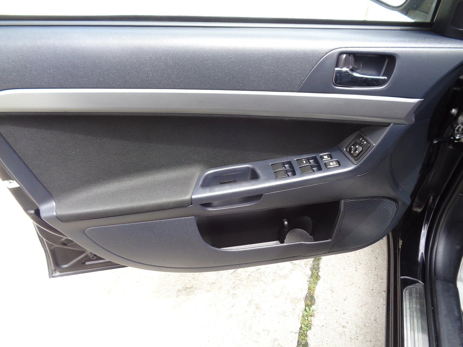 Mitsubishi Lancer 1.8DI-D-150-CH-BARTER-LIZING, снимка 9 - Автомобили и джипове - 54652042