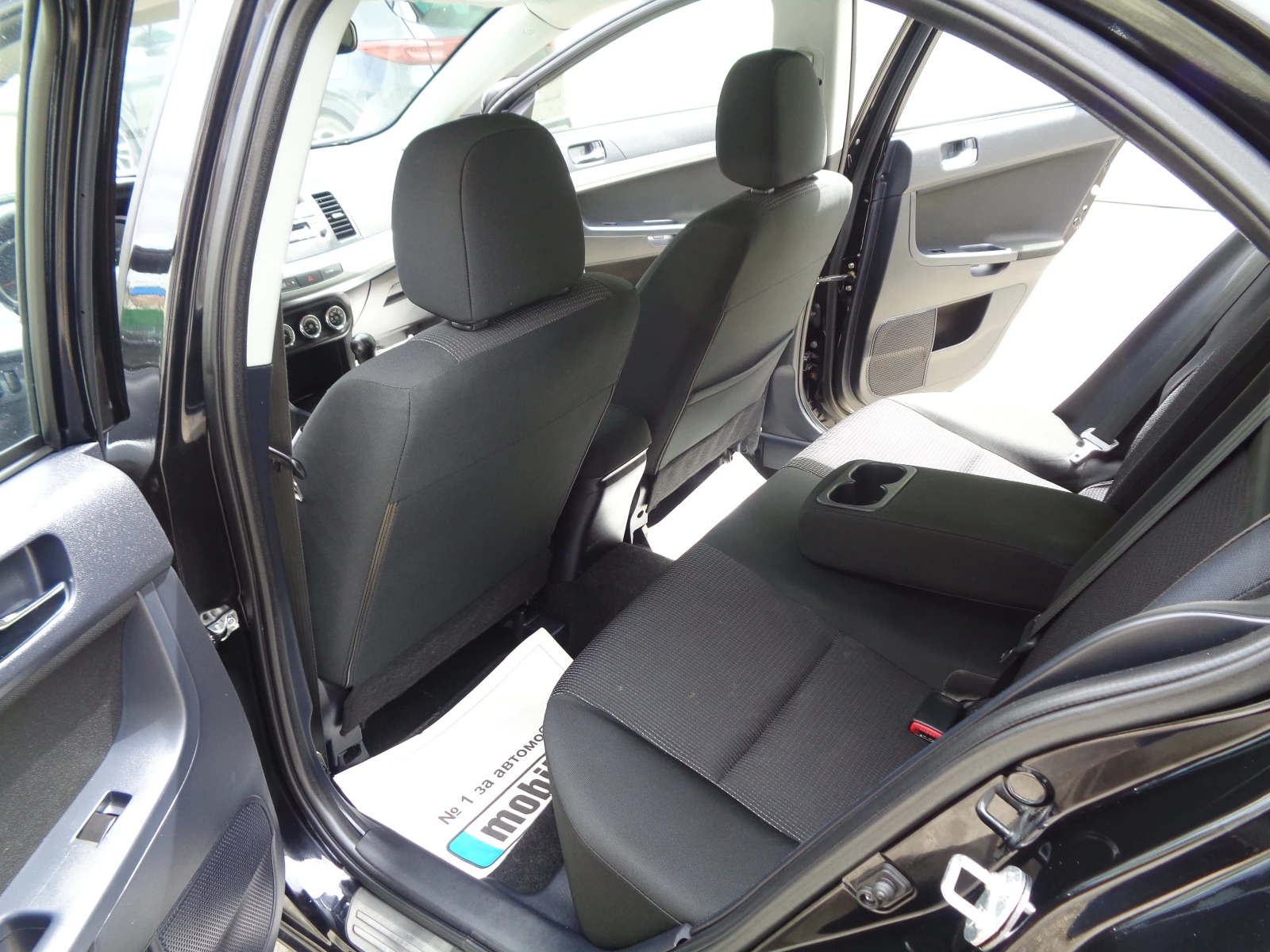 Mitsubishi Lancer 1.8DI-D-150-CH-BARTER-LIZING, снимка 12 - Автомобили и джипове - 54652042