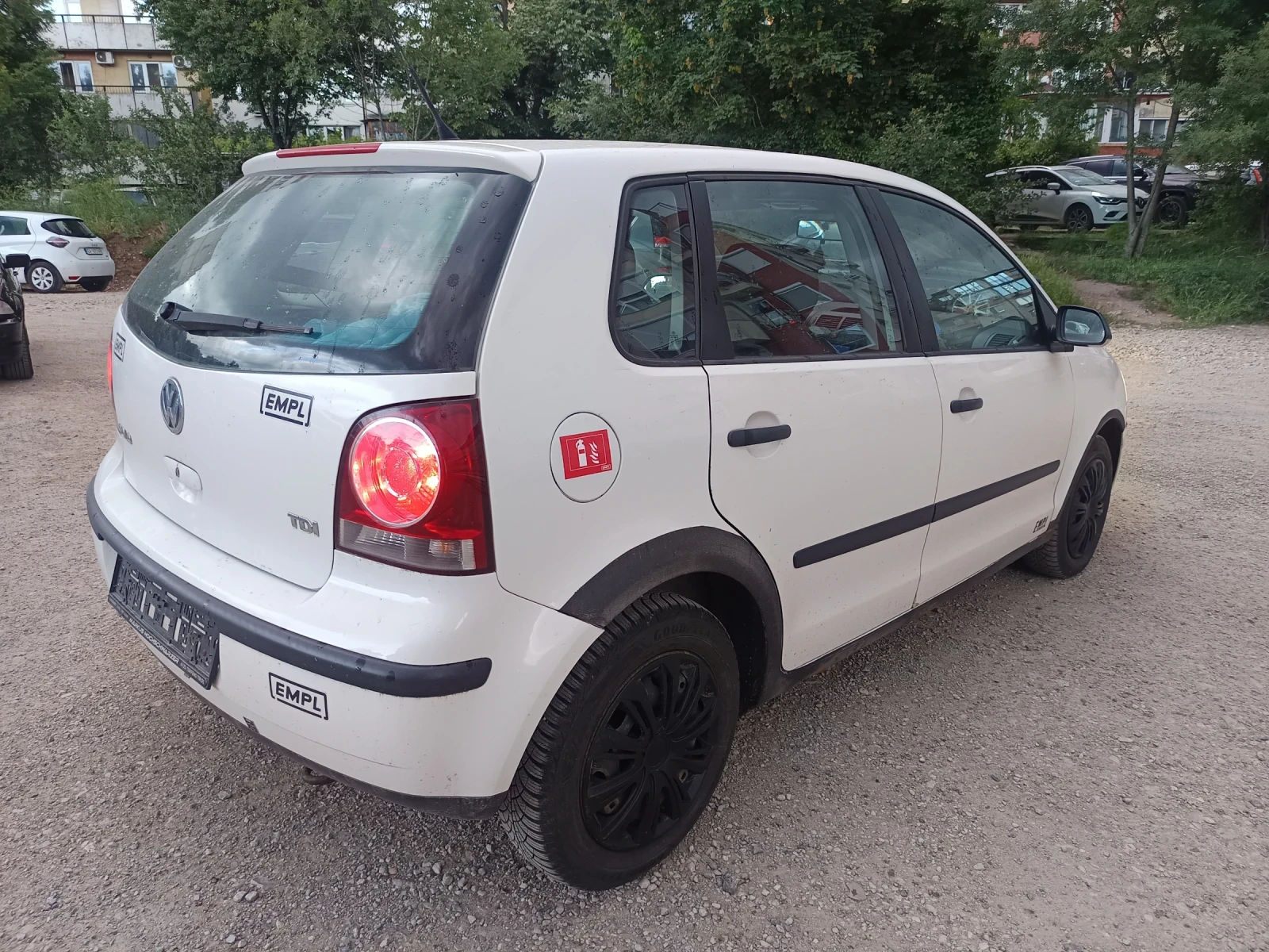 VW Polo TDI, снимка 7 - Автомобили и джипове - 54777236