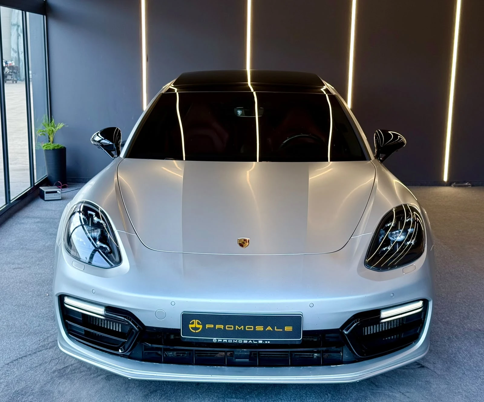 Porsche Panamera Turbo* Carbon* SportChrono* Burmester* ЛИЗИНГ, снимка 2 - Автомобили и джипове - 55302585