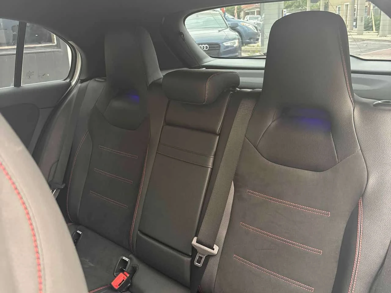 Mercedes-Benz A 250 * CARFAX * ЦЕНА ДО БГ, снимка 15 - Автомобили и джипове - 55315962