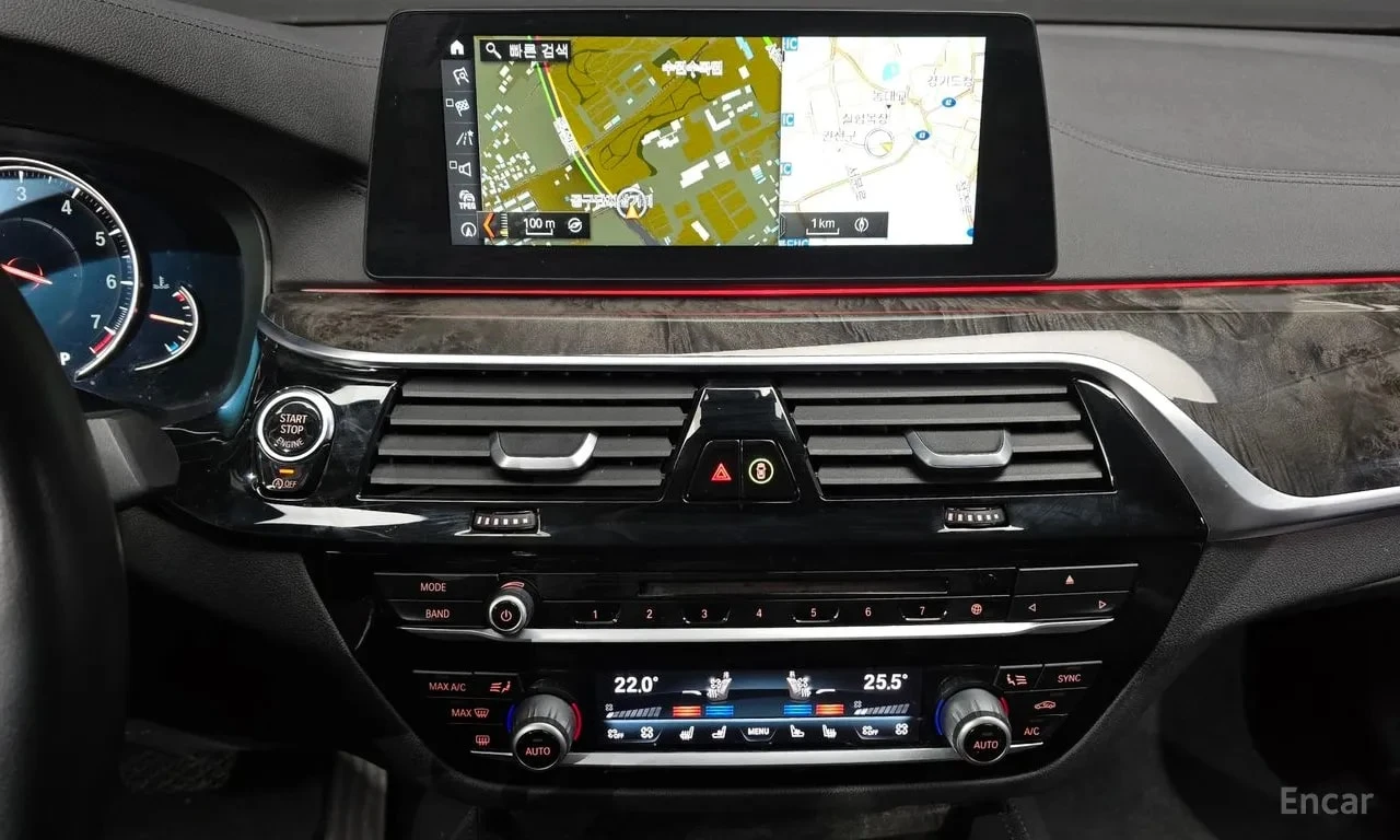 BMW 540 * 540i xDrive Luxury Plus * ЦЕНА ДО БГ, снимка 14 - Автомобили и джипове - 55939253