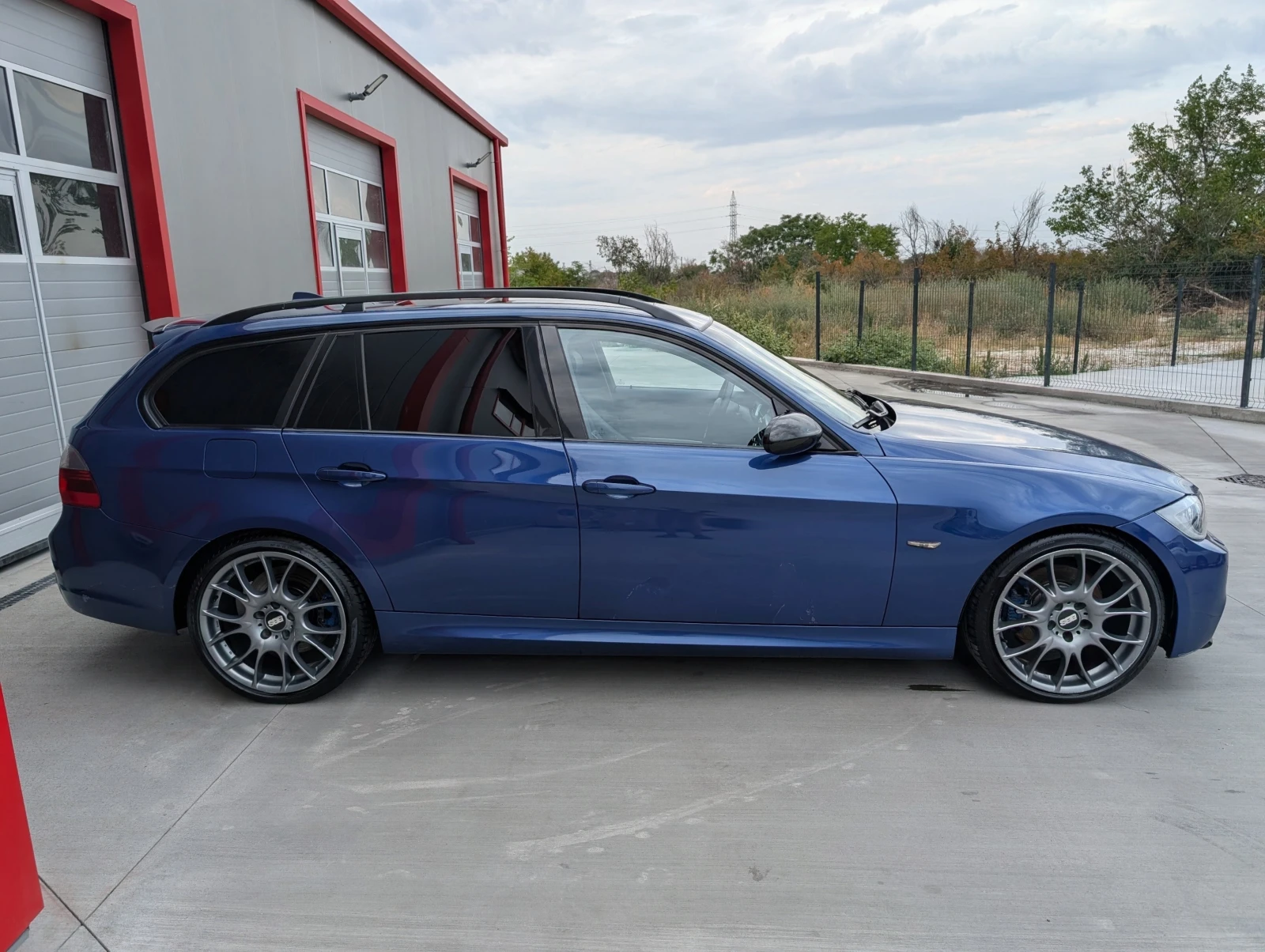 BMW 325 M Performance, снимка 5 - Автомобили и джипове - 56047650