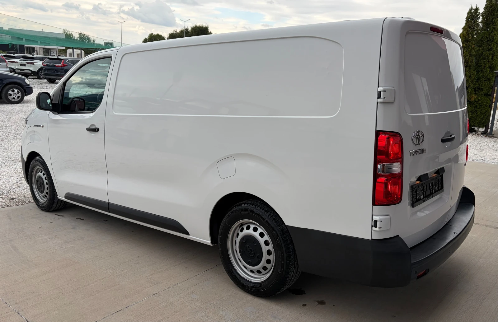 Toyota Proace City Verso 75kWh, снимка 6 - Автомобили и джипове - 56304211