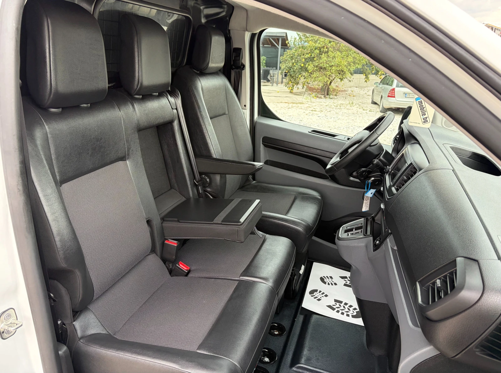 Toyota Proace City Verso 75kWh, снимка 12 - Автомобили и джипове - 56304211