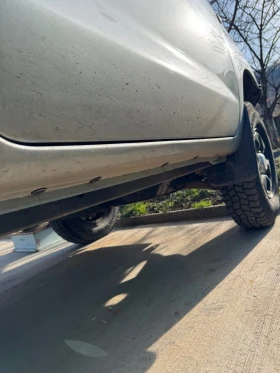 Toyota Hilux undefined | Auto.bg — изображение 9