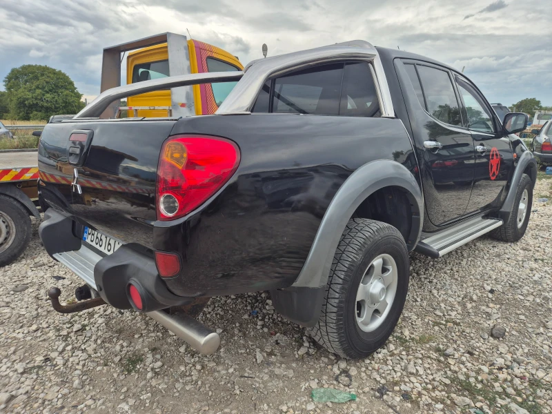 Mitsubishi L200, снимка 5 - Автомобили и джипове - 47236799