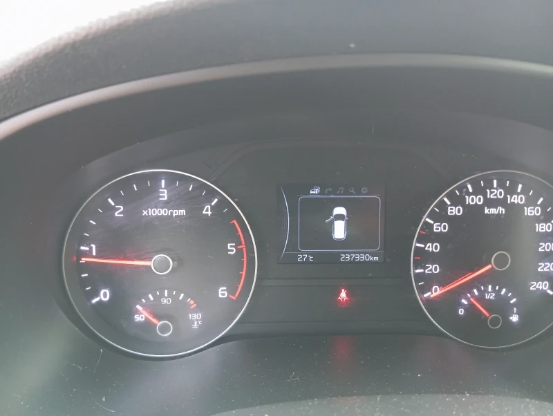 Kia Sportage ЛИЗИНГ , снимка 12 - Автомобили и джипове - 51265090