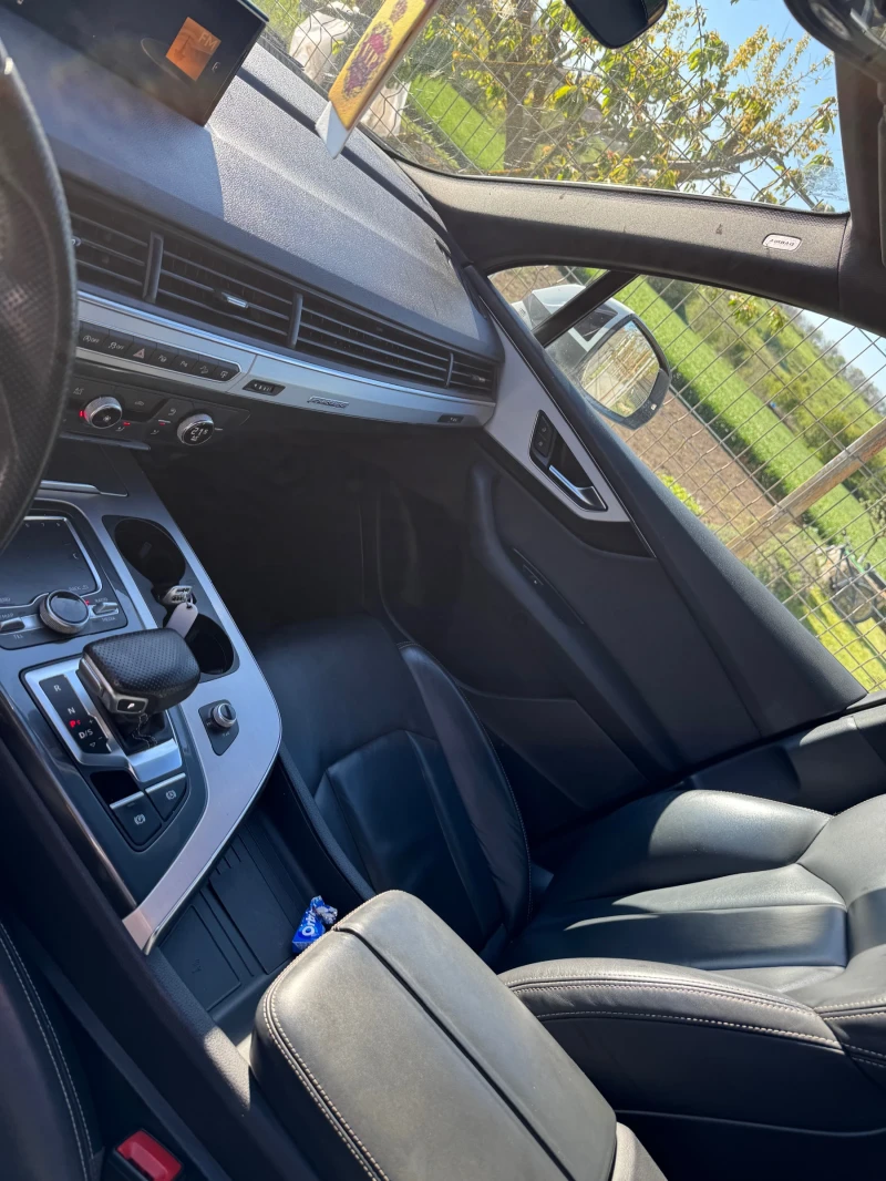 Audi Q7, снимка 6 - Автомобили и джипове - 52704570