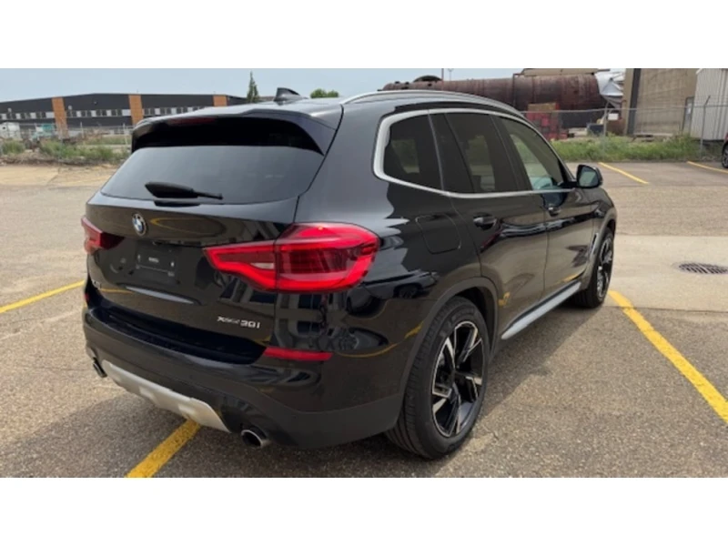BMW X3 * xDrive30i Sports Activity Vehicle * CARFAX * БЕЗ, снимка 5 - Автомобили и джипове - 52819311