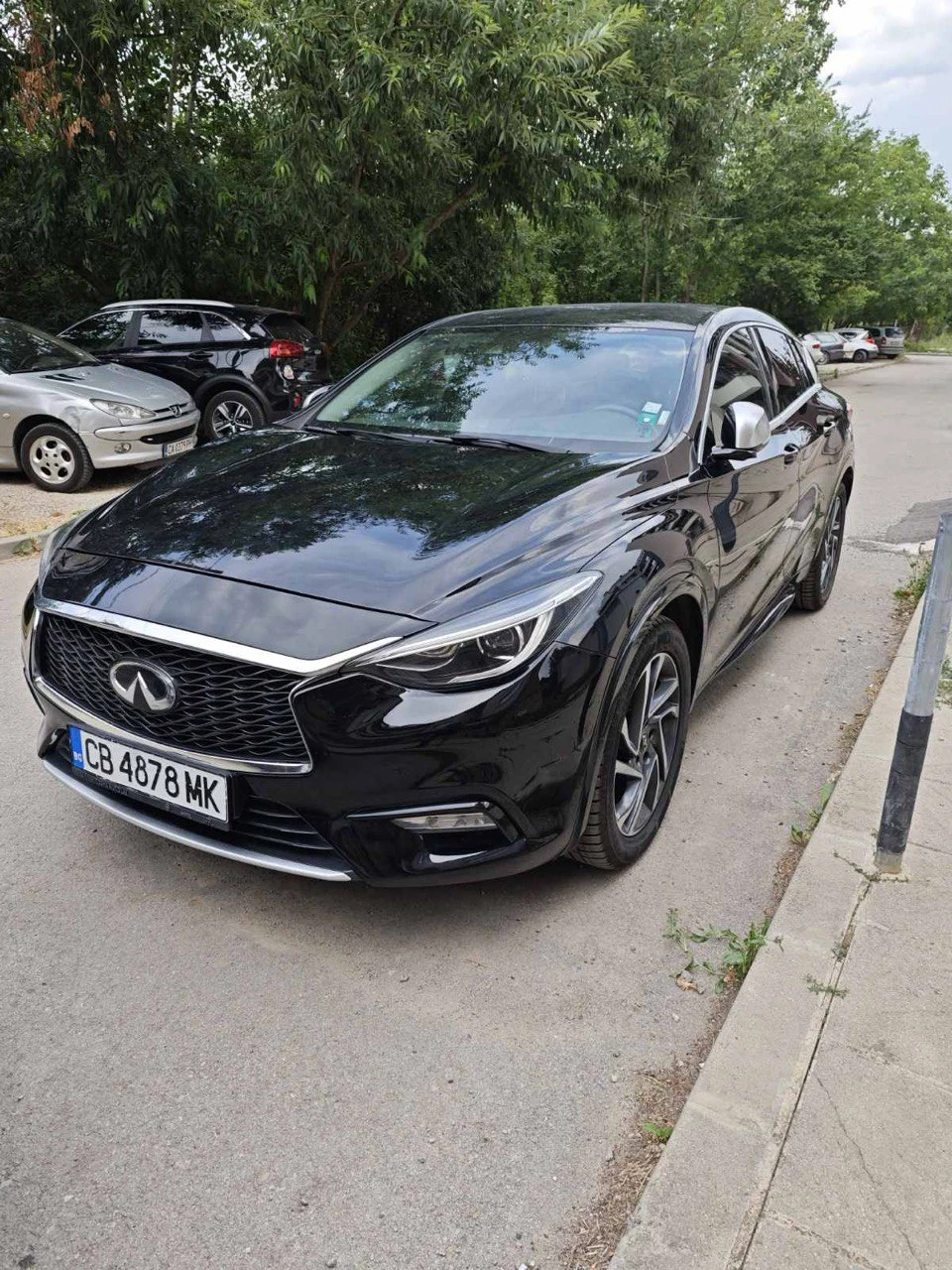 Infiniti Q30  - изображение 8