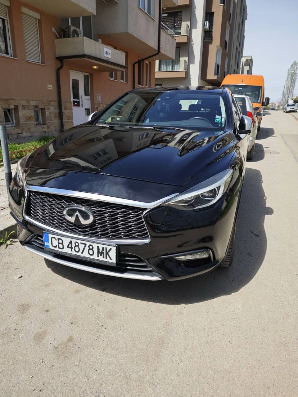 Infiniti Q30  - изображение 2