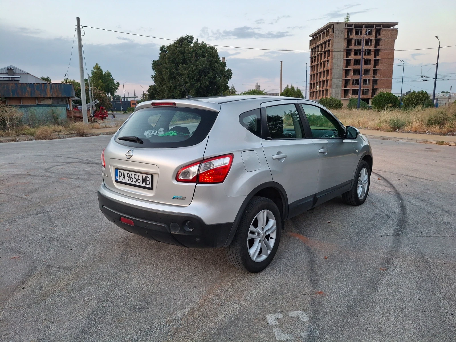 Nissan Qashqai 1.5.110 кс. - изображение 8
