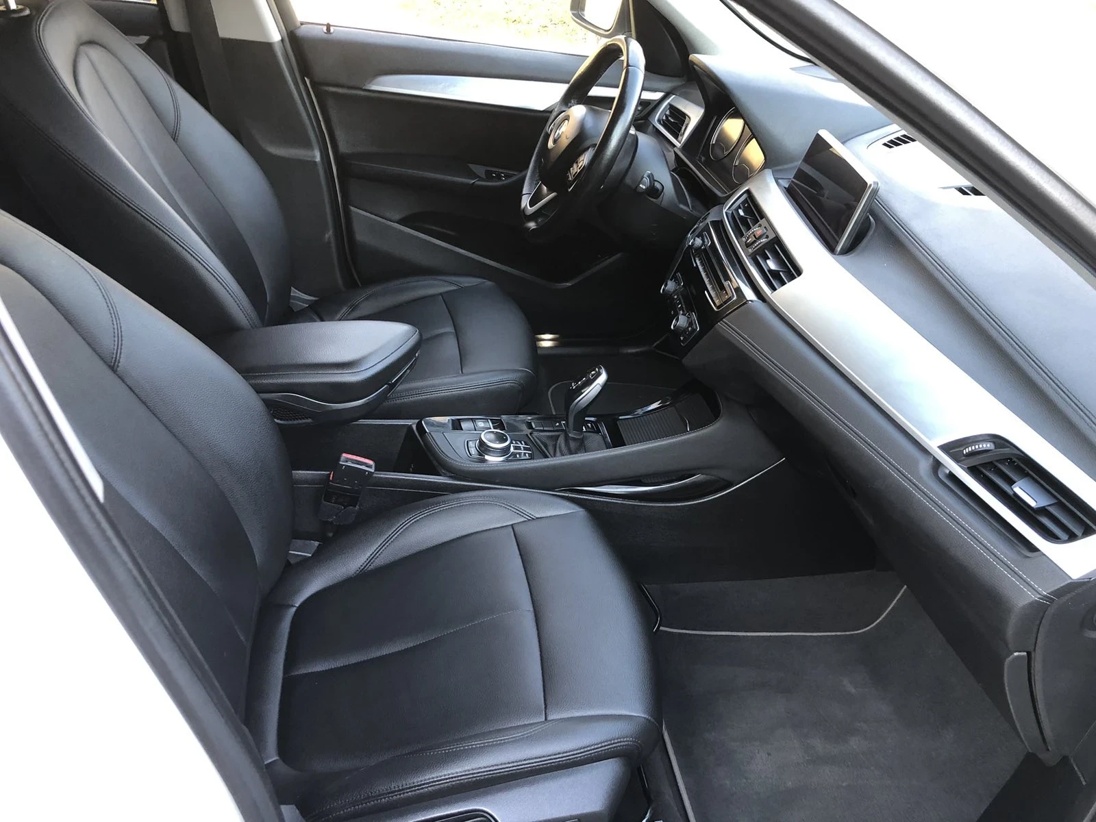 BMW X1 Sdrive18d::Xline;:Plus;:Фейстлифт:::КОЖА;:, снимка 11 - Автомобили и джипове - 53759747