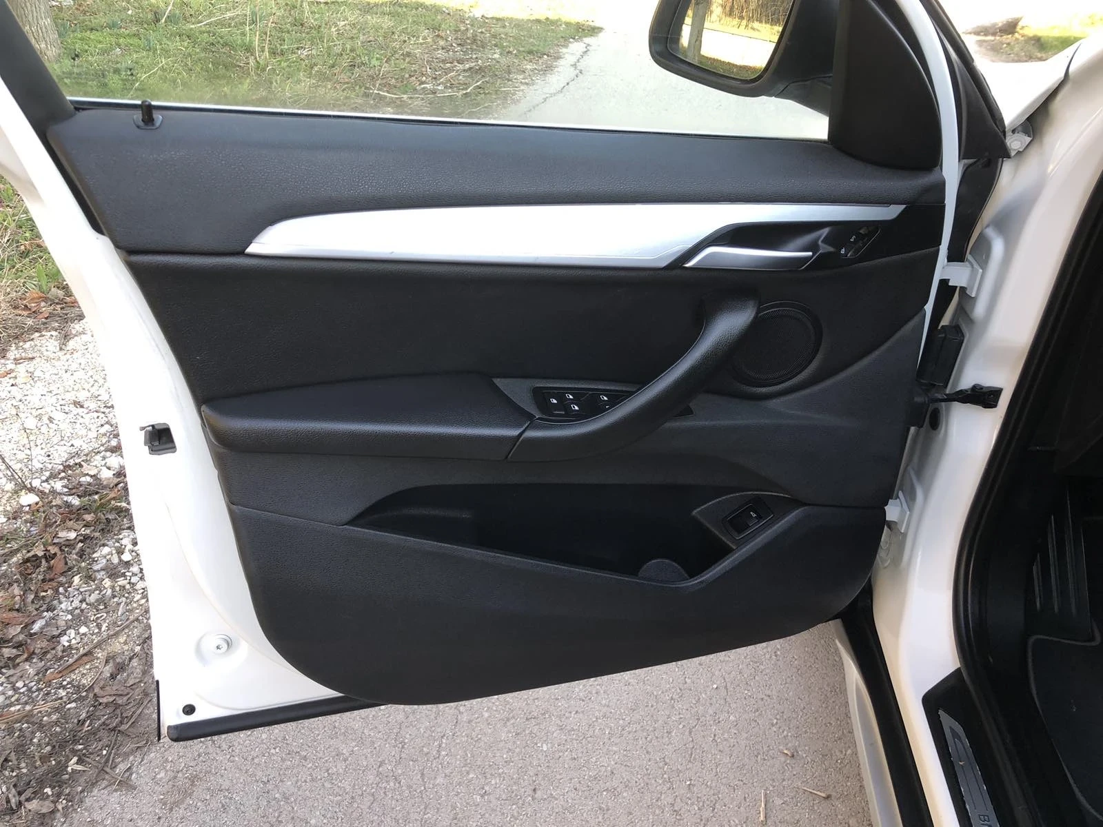 BMW X1 Sdrive18d::Xline;:Plus;:Фейстлифт:::КОЖА;:, снимка 8 - Автомобили и джипове - 53759747